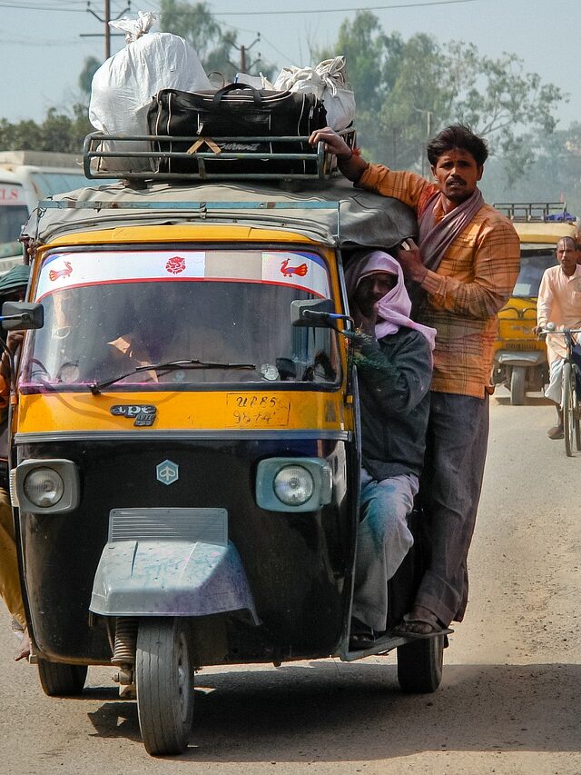 cropped-rickshaw-travel-taxi-2158447.jpg
